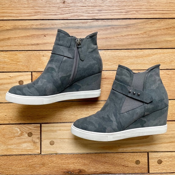 Paolo Shoes - Línea Paolo - 6.5 - gray camo wedge sneaker